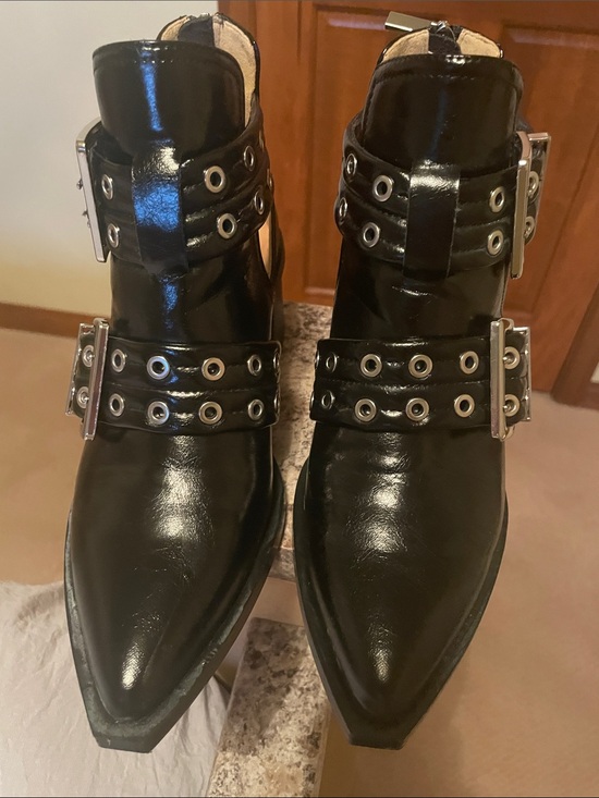 Steve madden Shoes - Steve Madden Black Patent Pointed Toe Buckle Ankle Boots